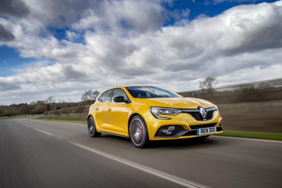  Renault Megane R.S. 300 Trophy 2019 года  (UK) (фото 3 из 40)